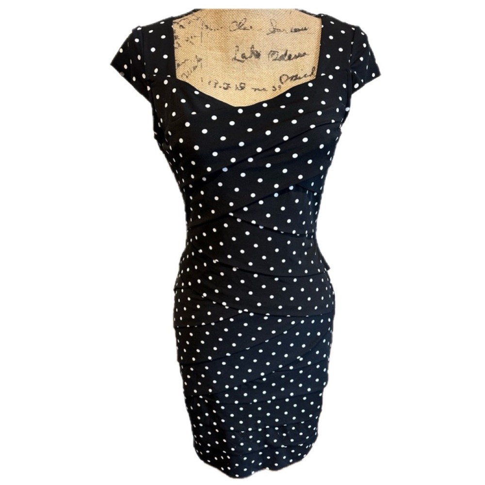 Polka Dots !!! WHBM Instantly Slimming Dress